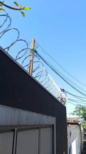 Instalação de cerca Concertina