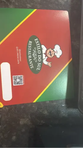 Cozinheira (o)