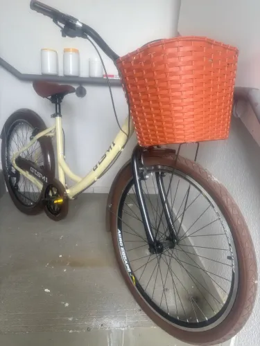 Bicicleta Feminina 26 GTS M1 Freio V-Brake 7v TSI7 KS Retrô