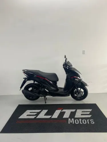 FLUO 125 MUITO NOVA