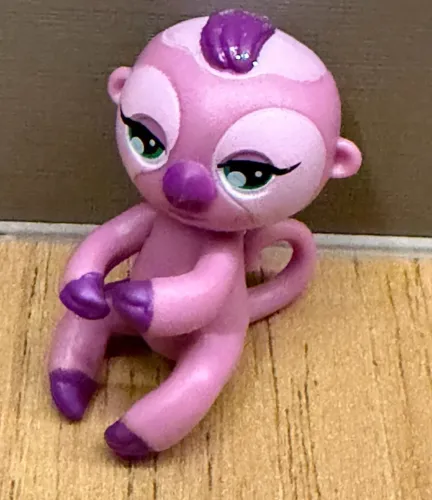 Marge Sloth (bicho-preguiça), figura rara/lendária da linha Fingerlings Minis WowWee