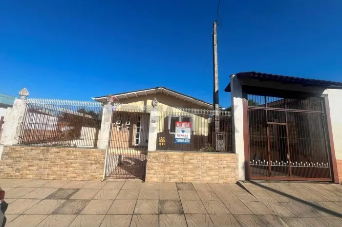 Casa para locação no bairro Veranópolis em Cachoeirinha