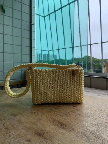Bolsas em crochê à pronta entrega