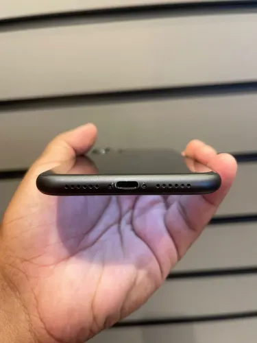 Iphone 11 128 chik