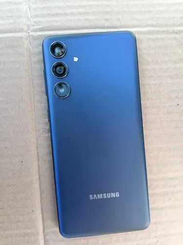 Celular Samsung M55