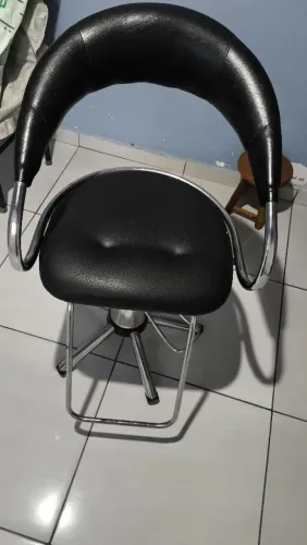 Cadeira Giratória para Salão 