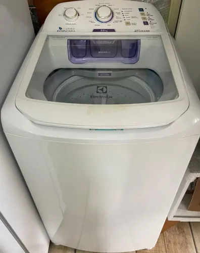 Máquina de lavar roupas Electrolux 8,5kg 220v - LAC09 