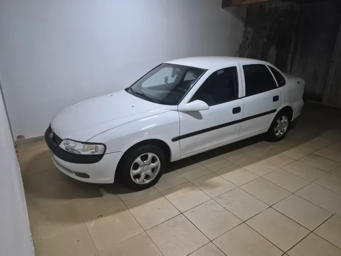 Chevrolet Vectra GL 2.2 / 2.0 MPFI 1998