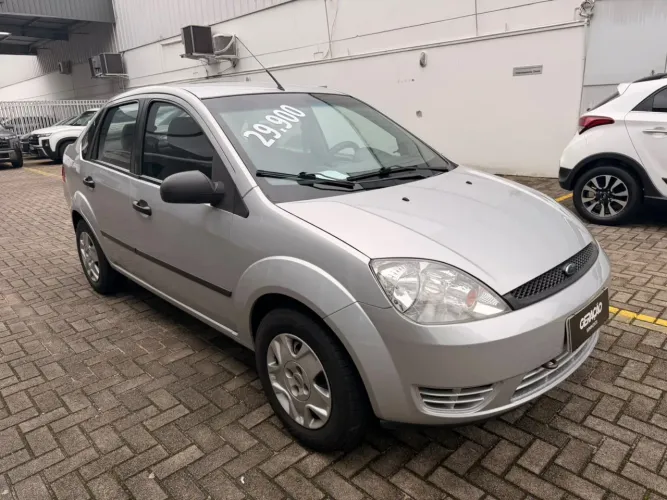 Ford Fiesta Sed. 1.6 8V Flex 4P 2006