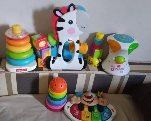 Lote brinquedos bebê