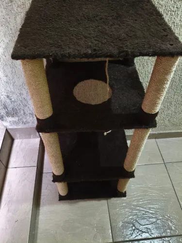 Arranhador para gatos 3 andares