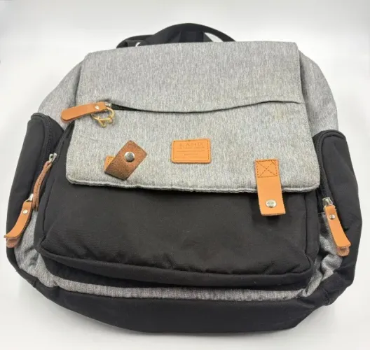 Mochila Maternidade Térmica Impermeável The Land Preto com Cinza 36x36x19cm - Usada