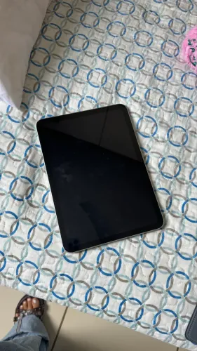 Ipad 11 (A16)