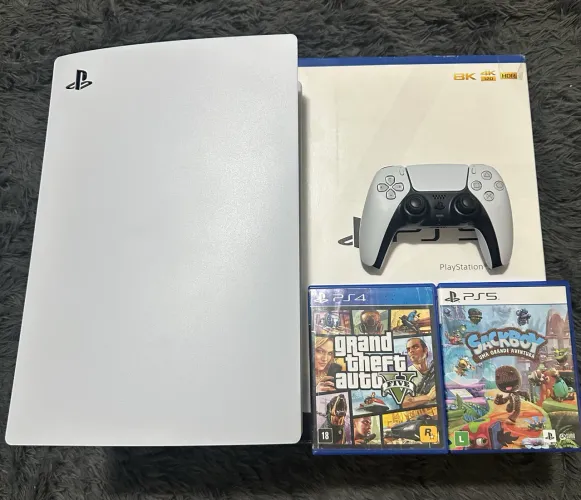 PlayStation 5 mídia física com 1 controle e 2 jogos