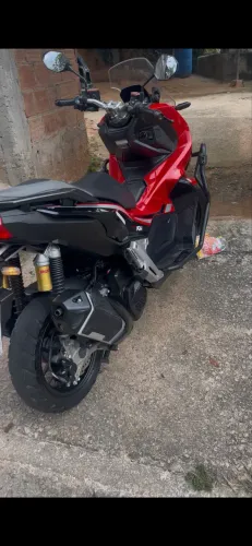 Troco em carro, assumo a prestação.