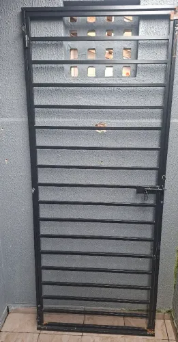 Grade d porta