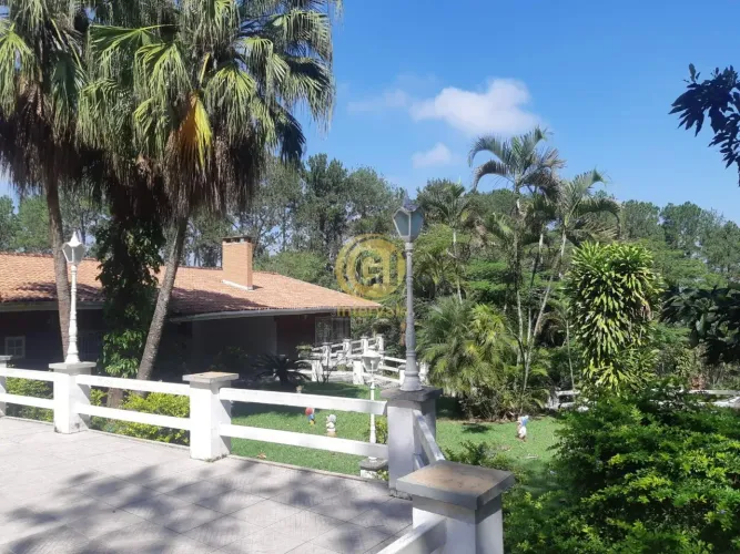 Mansão em Condomínio Fechado - Recanto dos Pinheirais - São José dos Campos