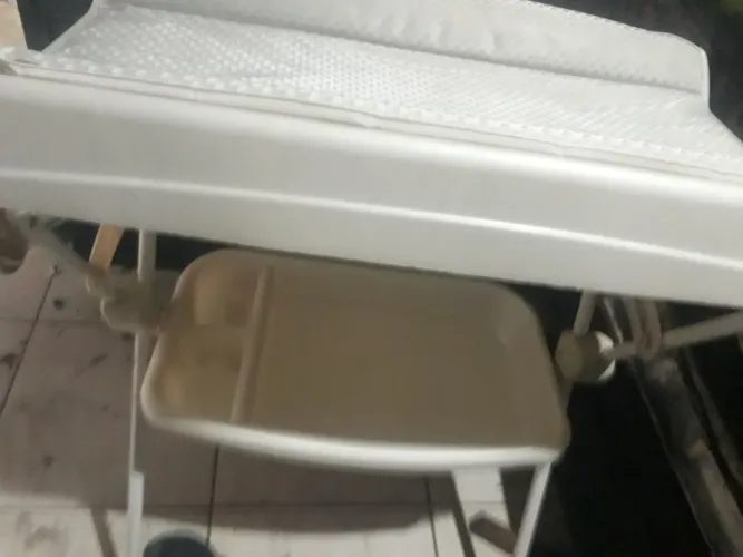 Trocador e banheira de bebe