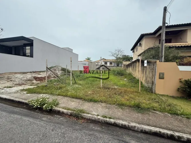 Excelente terreno plano em Camboinhas, Niterói. A poucos metros da praia.