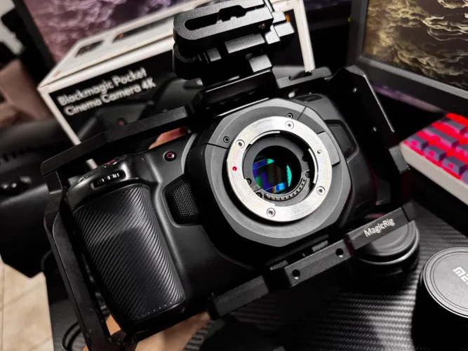 Blackmagic Pocket 4k com lentes