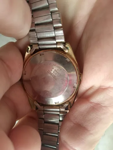 Relógio Seiko automático funcionando