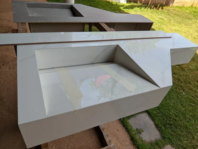 Pias em porcelanato a parti de