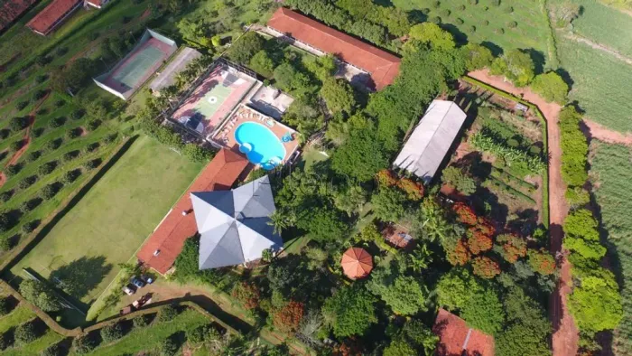 Sítio à venda em Manduri, Centro, com 5 quartos, com 10.34 alqueires