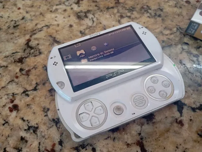 Psp Go destravado Branco Top!!!