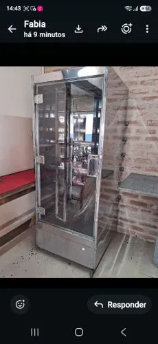 Máquina de assar frango giratória