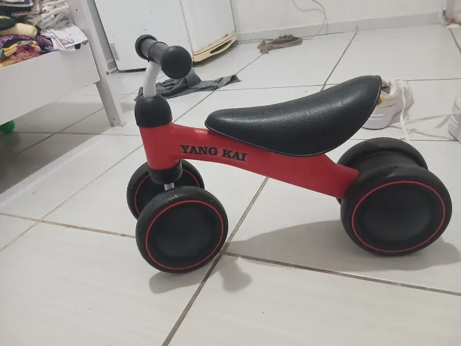 bicicleta de equilíbrio infantil