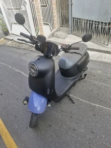 Moto Eletrica Scooter Cavalleta C10 1000w Roda 65 km