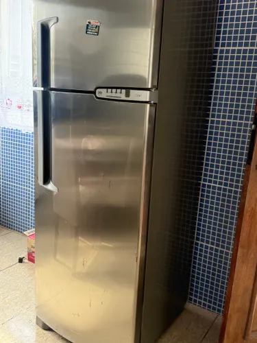 Geladeira para peças 