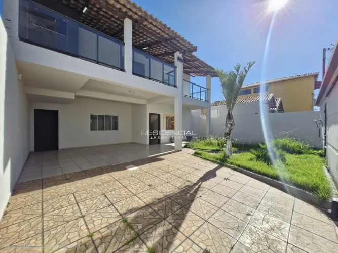 CASA A VENDA NO B. SÃO JUDAS 04 QUARTOS 01 SUITE, 03 SALAS, 01 COZINHA, 04 VAGAS
