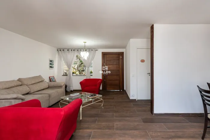 Casa à venda com 5 quartos no Jardim Social em Curitiba
