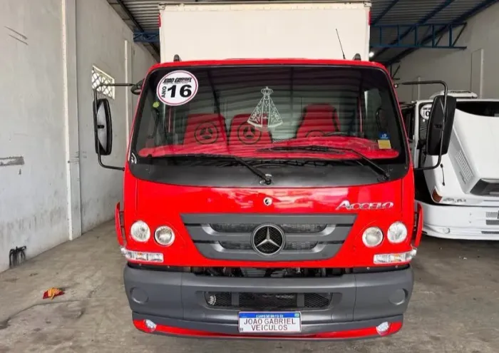 REPASSO Mercedes-Benz Accelo 815, ano 2016.