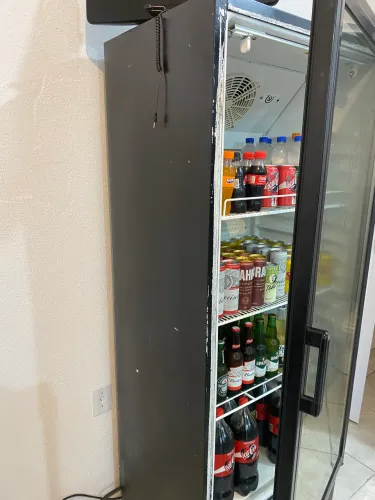 Geladeira expositora