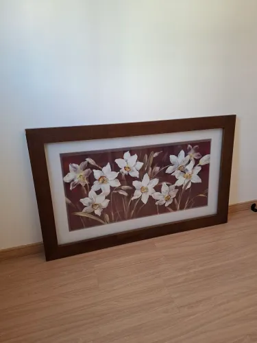 Quadro Grande Floral Usado com Moldura de Madeira - 130 cm x 80 cm