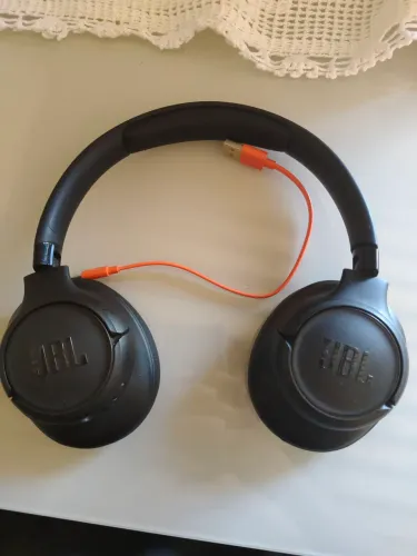 Fone JBL Tune 730BT Original Usado + Cabo de Carregamento Sem Caixa