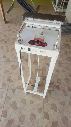Vendo seladora datadora.