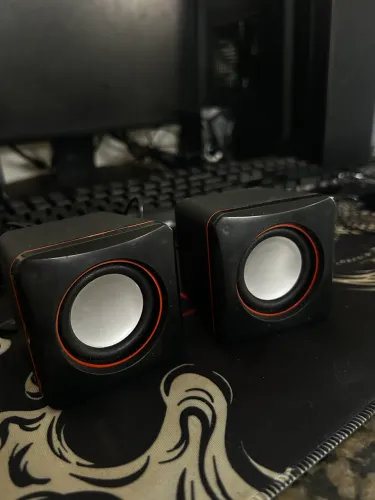 Caixa de Som USB para PC 2.0 Compacta, Som Limpo e Potente