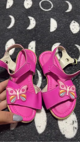 Sandália infantil