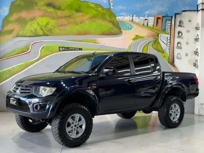 Mitsubishi L200 Triton HPE 3.2 CD TB Int.diesel AUT 2009