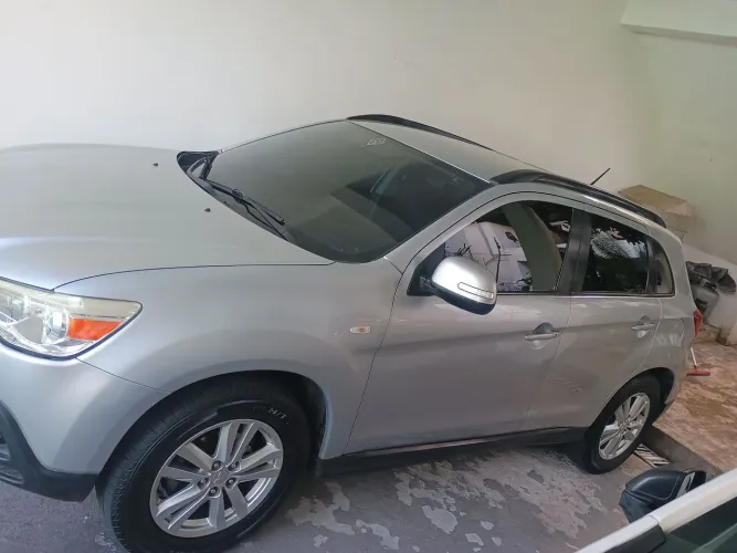 Mitsubishi ASX 2.0 16V 160cv Aut. 2012