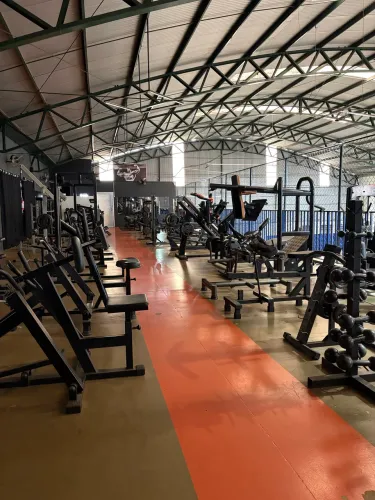 OPORTUNIDADE! Academia Completa