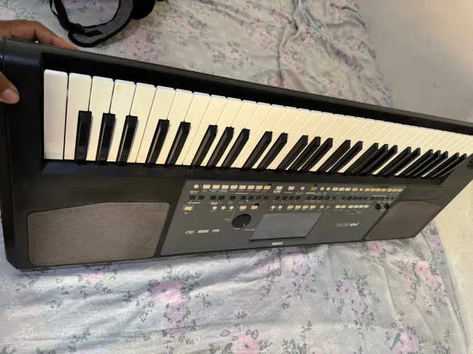 Vendo teclado korg pa 600