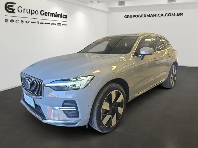 Volvo XC-60 T-8 Ultimate 2.0 AWD (híbrido) 2024