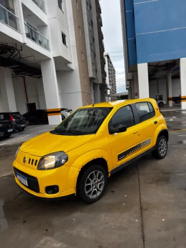 Fiat Uno Sporting 1.4 EVO Fire Flex 8V 4P 2014