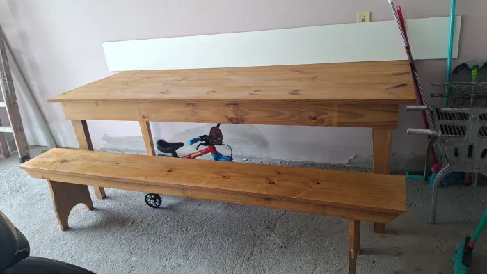 Vendo mesa para ate 12 lugares