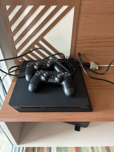 Ps4 slim 500gb usado