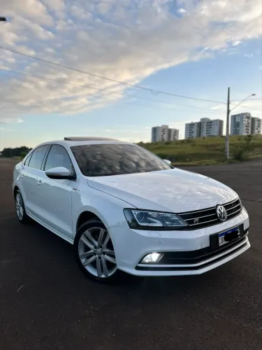 Volkswagen Jetta Highline 2.0 TSI 16V 4P Tiptronic 2016